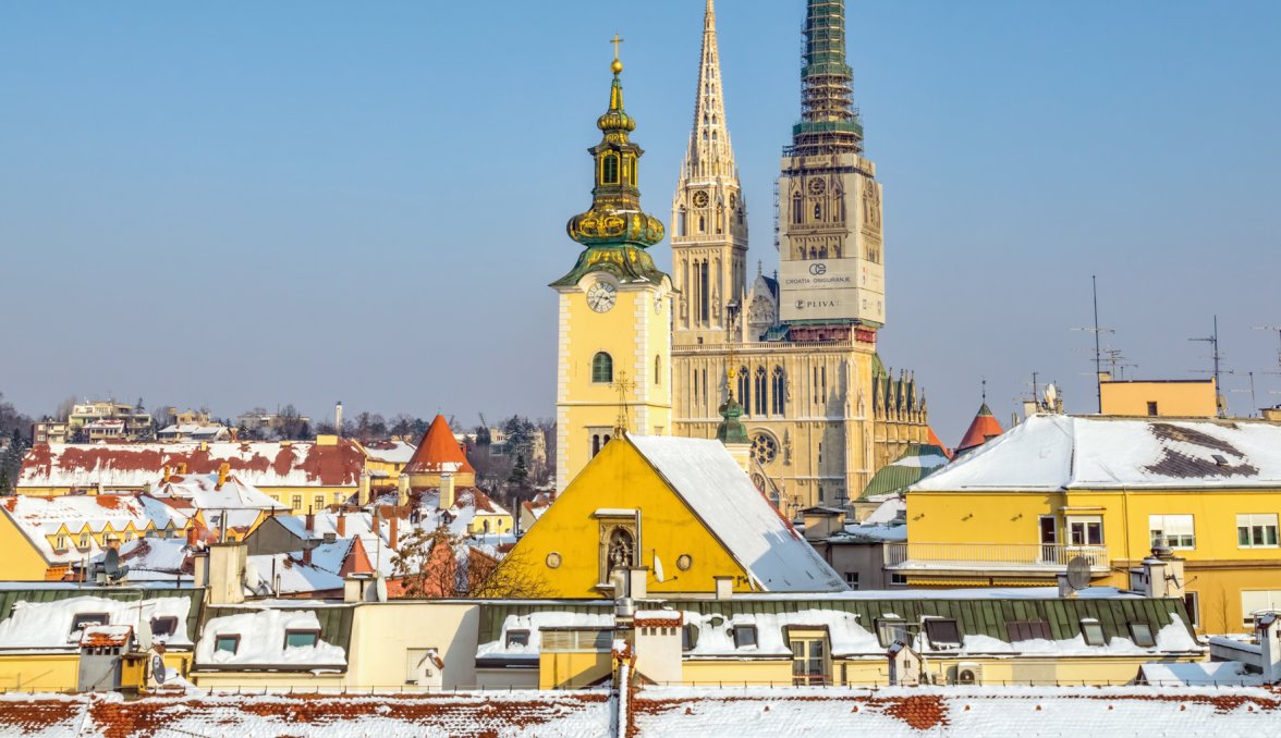Kathedrale im winterlichen Zagreb &copy; Dario Bajurin - fotolia.com