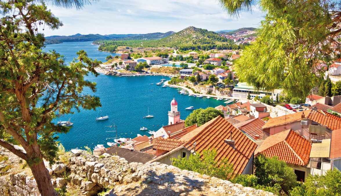 Blick auf Sibenik &copy; xbrchx-fotolia.com