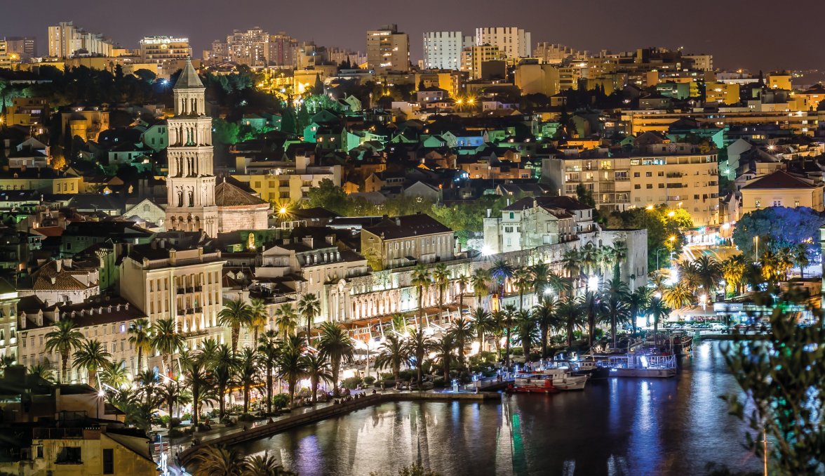 Blick auf die Altstadt von Split &copy; dreamer4787-fotolia.com