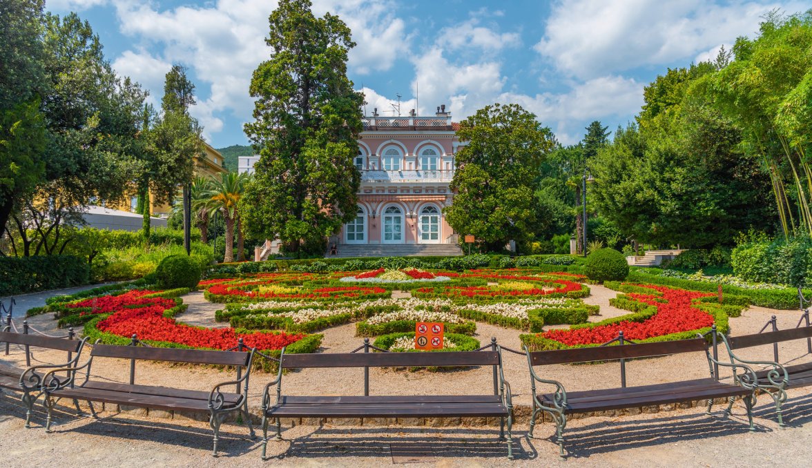 Villa Angiolina in Opatija &copy; dudlajzov - stock.adobe.com