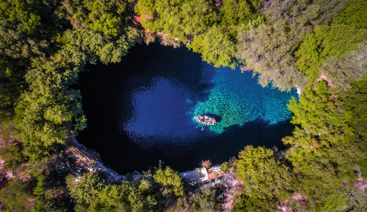 Melissani See &copy; Calin Stan - stock.adobe.com