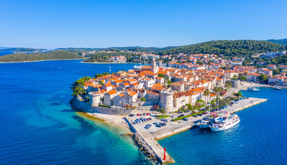 Blick auf Korcula &copy; dudlajzov - stock.adobe.com