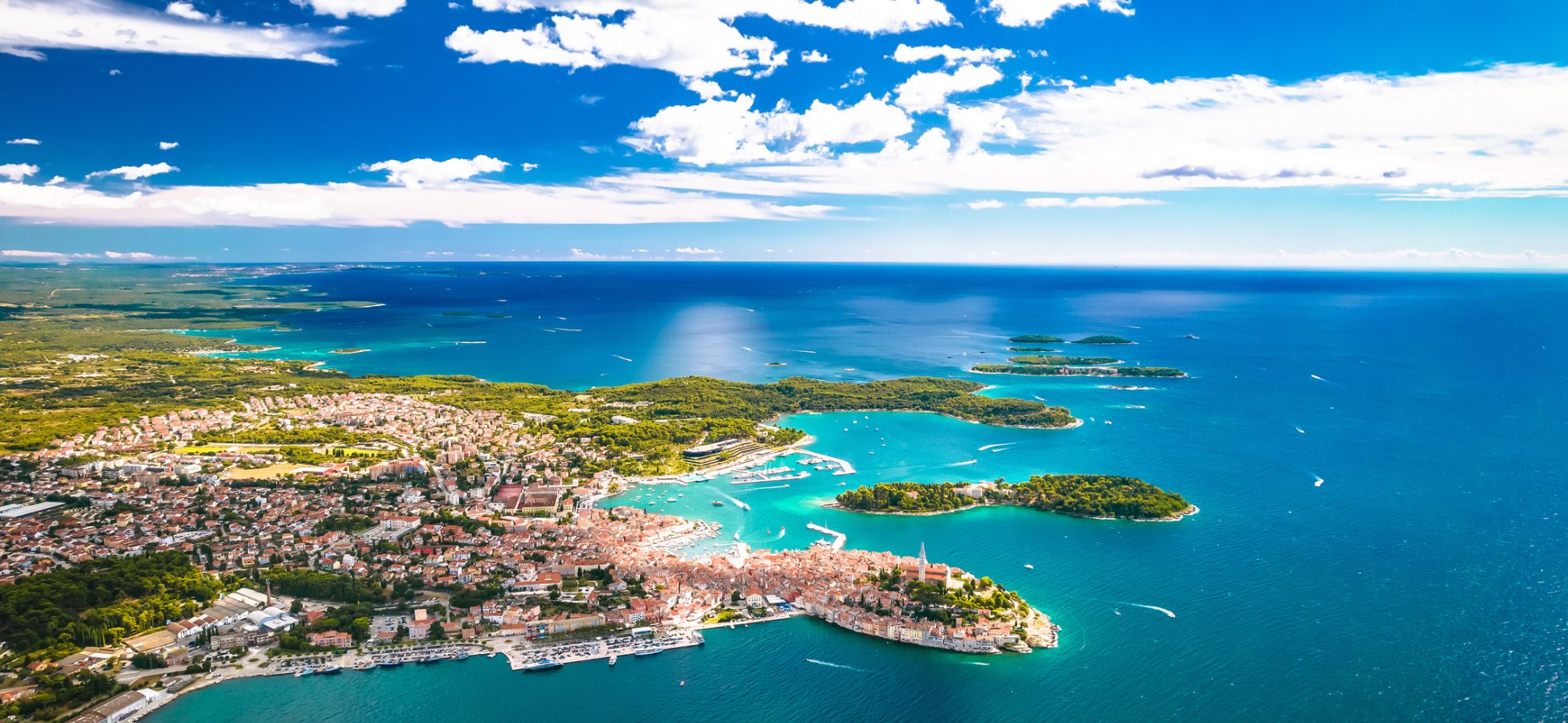 Blick über Rovinj  &copy; xbrchx - stock.adobe.com