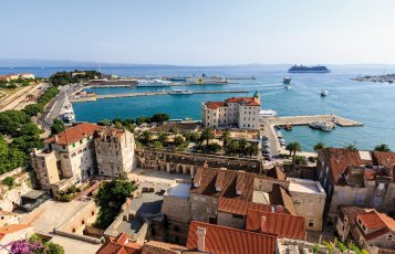 Blick auf Split &copy; anshar73-fotolia.com