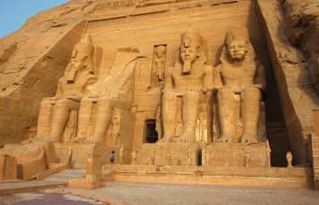Großer Tempel von Abu Simbel &copy; Dan Breckwoldt-fotolia.com