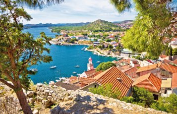 Blick auf Sibenik &copy; xbrchx-fotolia.com