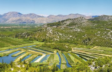 Neretva Tal &copy; Goran Jakus-stock.adobe.com