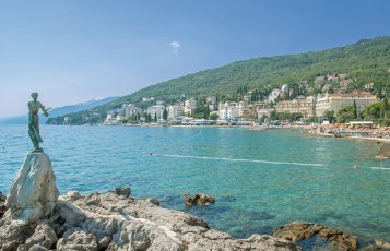 Uferpromenade in Opatija &copy; travelpeter - stock.adobe.com