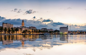Blick auf Split &copy; Pawel Pajor - stock.adobe.com