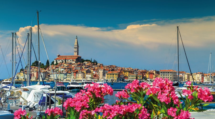 Blick auf die Altstadt von Rovinj &copy; janoka82-fotolia.com